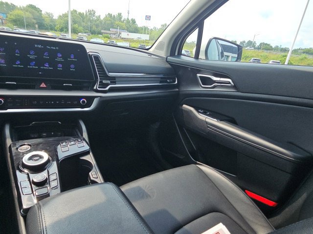 Used 2023 Kia Sportage EX AWD/4WD image 40