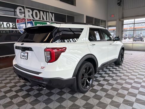 Used 2023 Ford Explorer ST w/ Equipment Group 401A AWD/4WD image 5