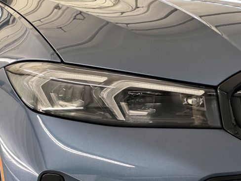 New 2026 BMW 330i Sedan w/ M Sport Package RWD image 10