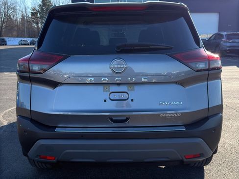 Certified 2023 Nissan Rogue SV image 7