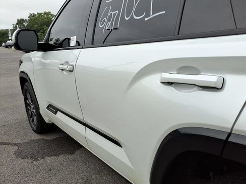 Used 2023 Toyota Sequoia Platinum AWD/4WD image 10