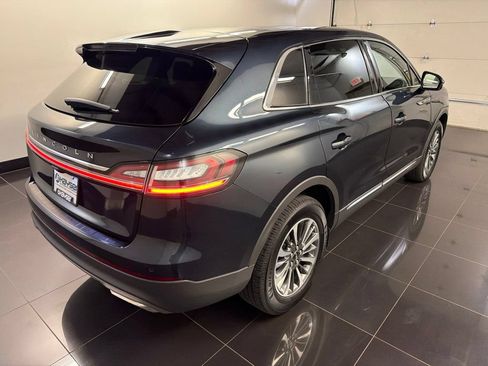Certified 2021 Lincoln Nautilus Reserve AWD/4WD image 6