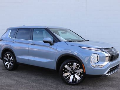 New 2026 Mitsubishi Outlander SE
