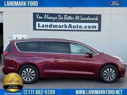 Used 2021 Chrysler Pacifica Touring-L