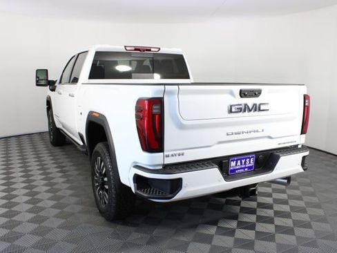 New 2026 GMC Sierra 3500 Denali Ultimate AWD/4WD image 28