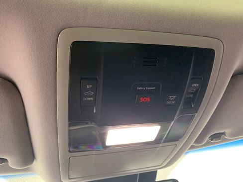 Used 2019 Lexus RX 350L image 28