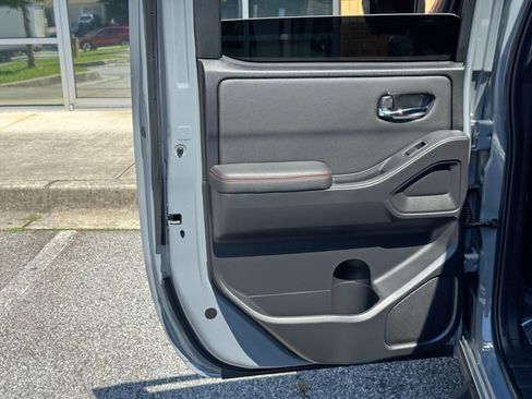 Used 2023 Nissan Frontier Pro-X w/ Pro-X Premium Package RWD image 40