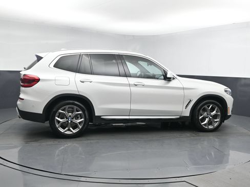 Used 2021 BMW X3 xDrive30i w/ Premium Package AWD/4WD image 3