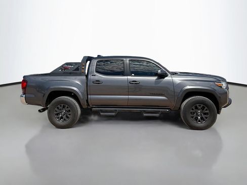 Used 2021 Toyota Tacoma SR5 RWD image 8