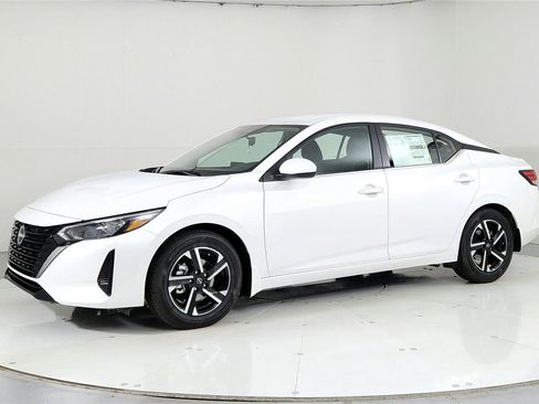 New 2025 Nissan Sentra SV w/ All-Weather Package image 7