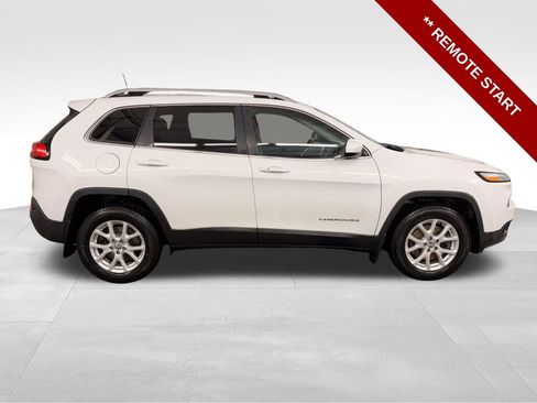 Used 2016 Jeep Cherokee Latitude w/ North All-Season Group image 8