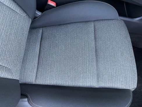 Certified 2023 Nissan Rogue SV image 28