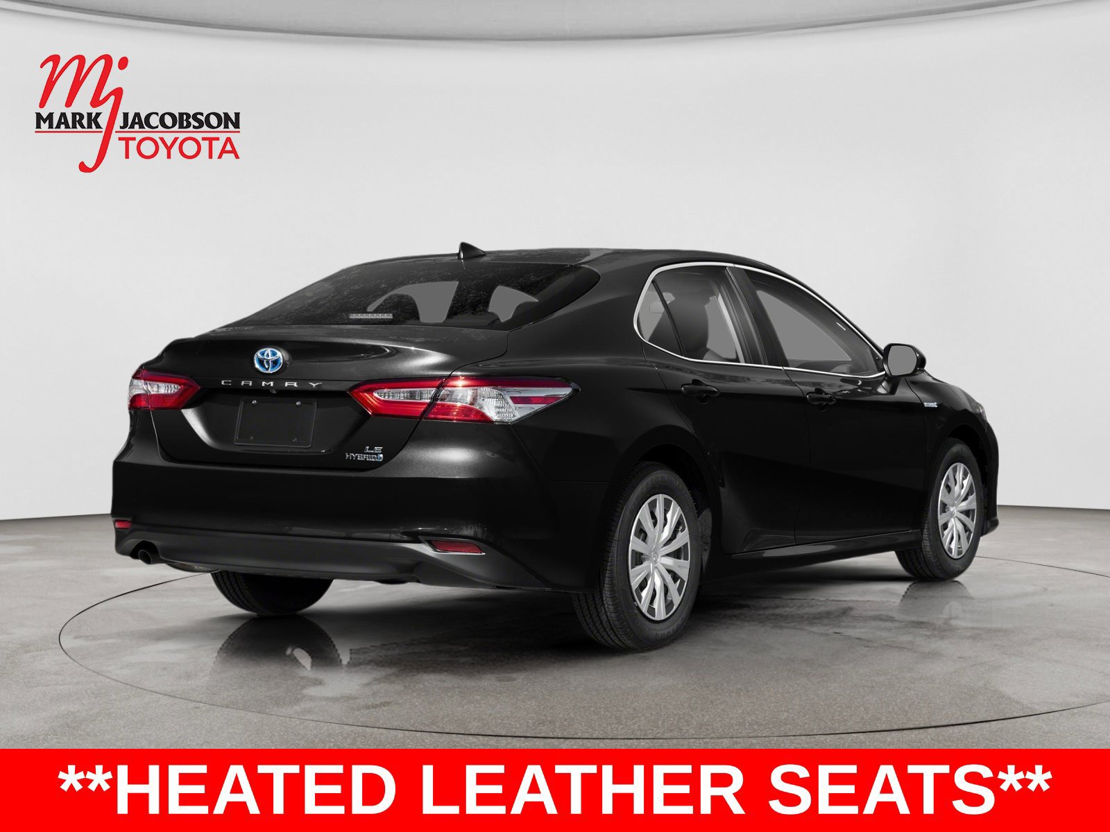 Used 2018 Toyota Camry XLE FWD image 2