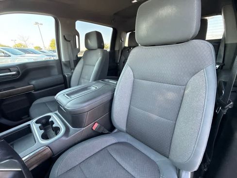 Used 2019 Chevrolet Silverado 1500 RST AWD/4WD image 16