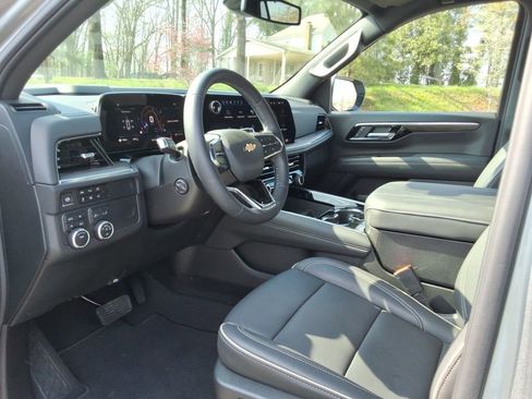 Certified 2025 Chevrolet Tahoe Premier AWD/4WD image 23