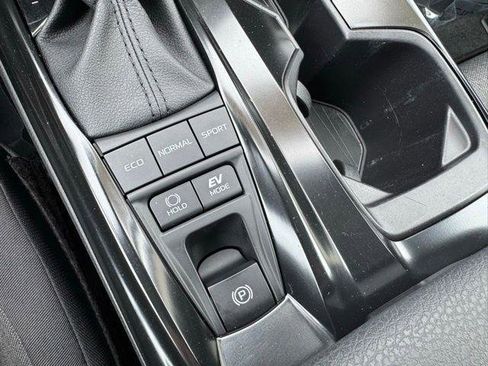 Certified 2025 Toyota Camry LE w/ Convenience Package image 17