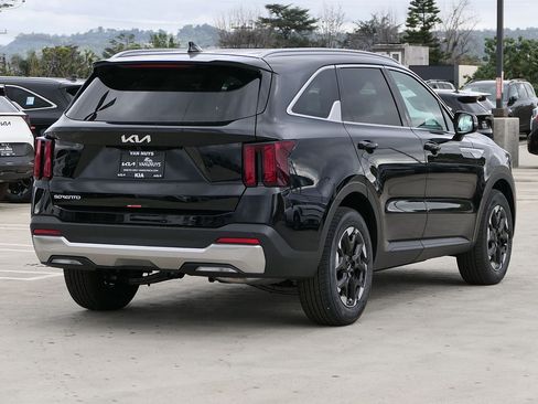 New 2026 Kia Sorento S FWD image 3