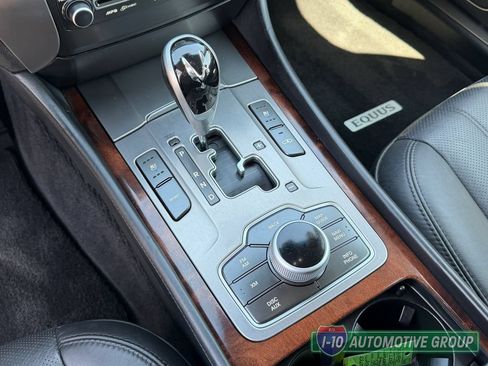 Used 2013 Hyundai Equus Signature RWD image 26