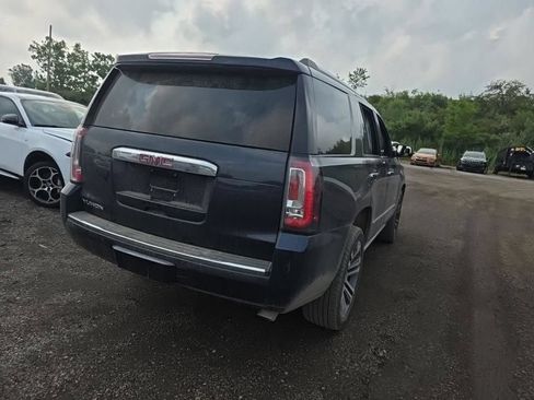 Used 2019 GMC Yukon Denali w/ Denali Ultimate Package AWD/4WD image 2