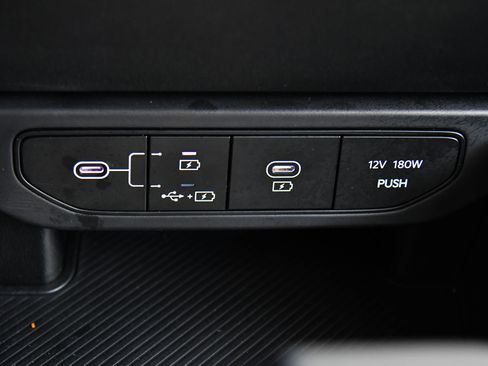 Used 2025 Kia K4 LXS image 25