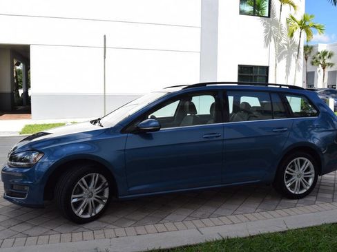 Used 2015 Volkswagen Golf TDI SE w/ Lighting Package FWD image 4