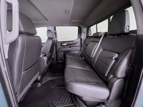 Used 2025 Chevrolet Silverado 1500 LT Trail Boss w/ Convenience Package II AWD/4WD image 28