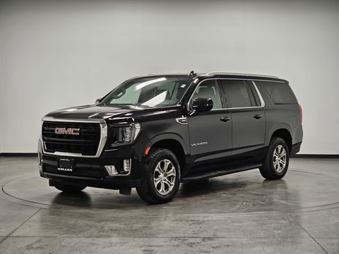 Used 2024 GMC Yukon XL SLE image 4
