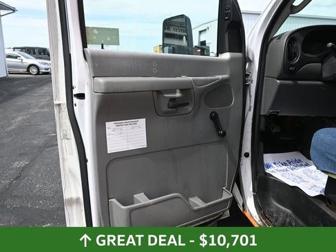 Used 2003 Ford E-450 and Econoline 450 RWD image 31