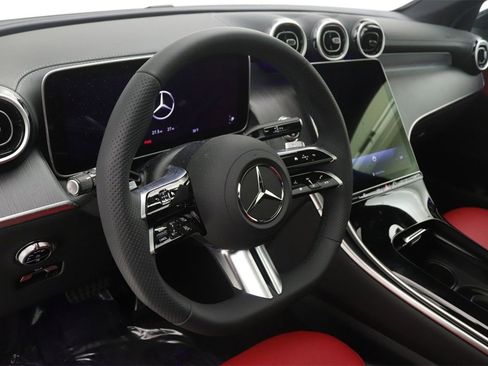 New 2026 Mercedes-Benz GLC 300 image 5