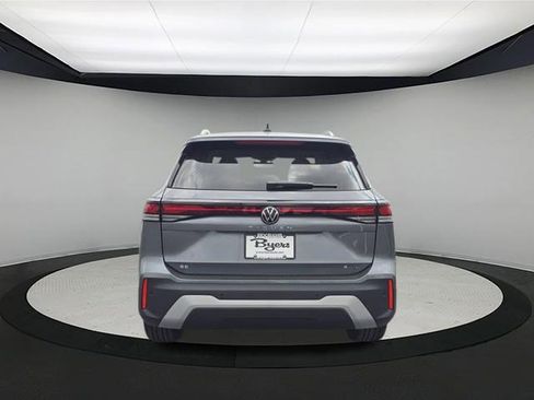 New 2026 Volkswagen Tiguan SE AWD/4WD image 6