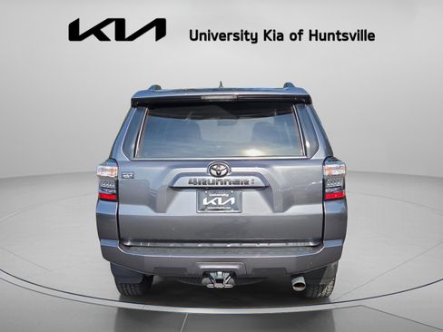 Used 2021 Toyota 4Runner SR5 Premium w/ Moonroof Package AWD/4WD image 6