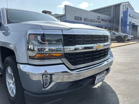 Used 2018 Chevrolet Silverado 1500 LT w/ All Star Edition AWD/4WD image 4