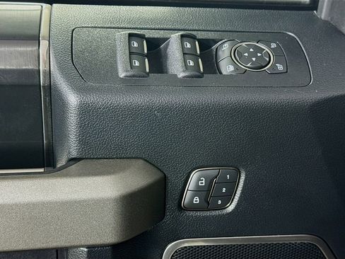 Used 2019 Ford F150 Raptor w/ Equipment Group 802A Luxury AWD/4WD image 20