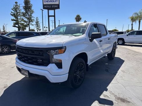 New 2026 Chevrolet Silverado 1500 Custom RWD image 3