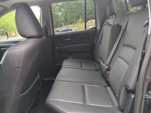 Used 2023 Honda Ridgeline RTL-E image 13
