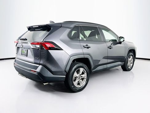 Used 2022 Toyota RAV4 XLE w/ Convenience Package image 9