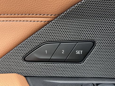 Used 2026 BMW i4 eDrive40 w/ Premium Package image 23