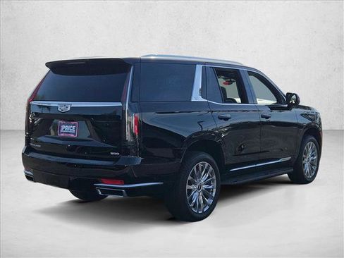 Used 2022 Cadillac Escalade Premium Luxury image 5