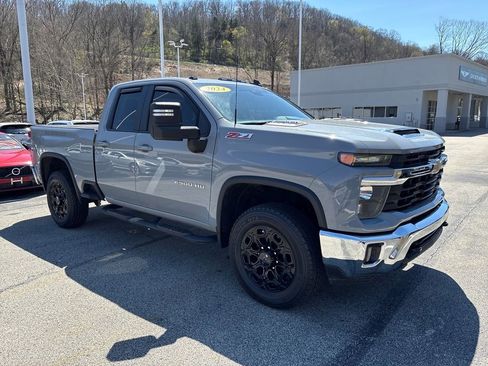 Certified 2024 Chevrolet Silverado 2500 LT w/ All Star Edition image 7