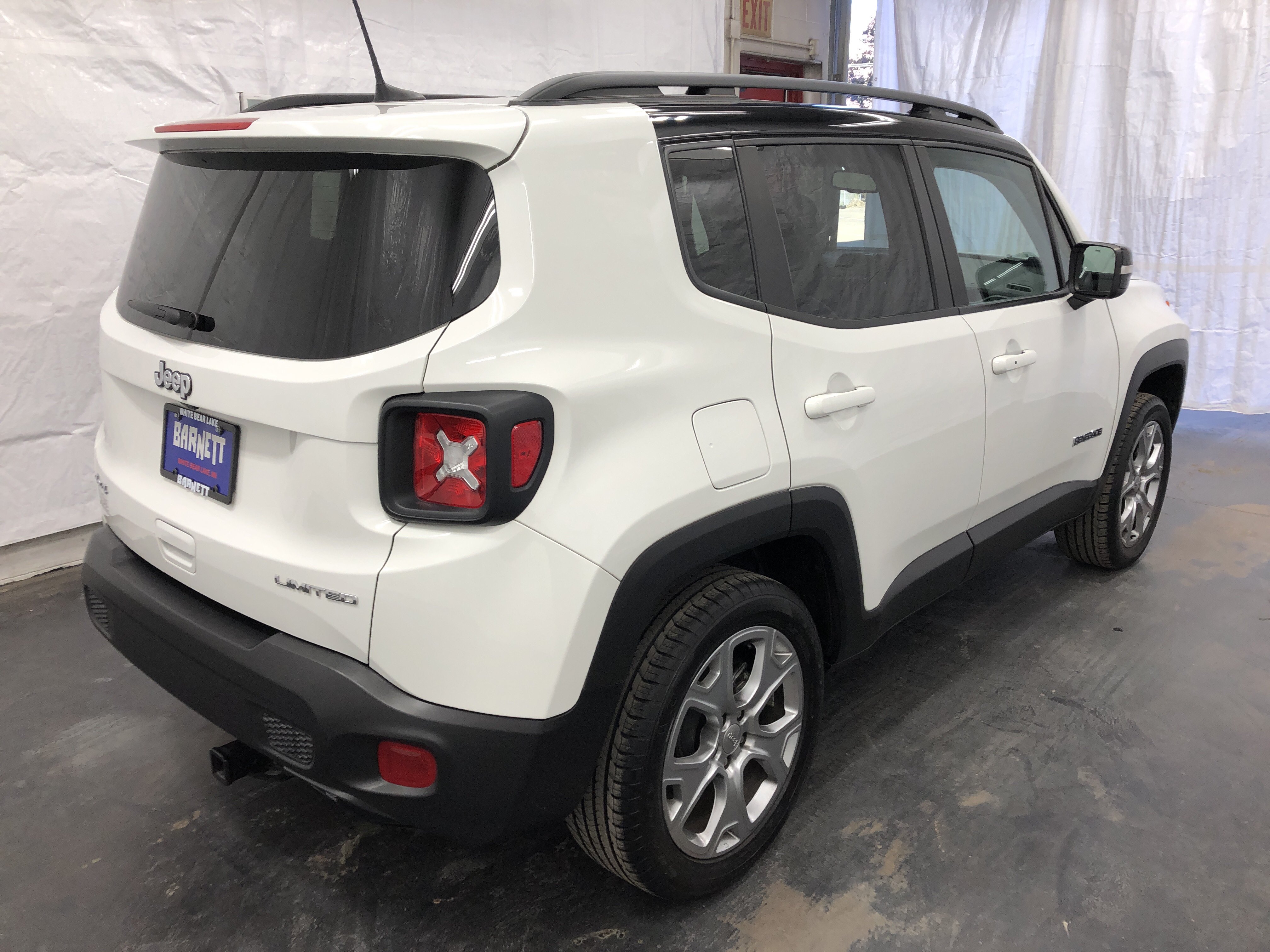 Used 2022 Jeep Renegade Limited AWD/4WD image 4
