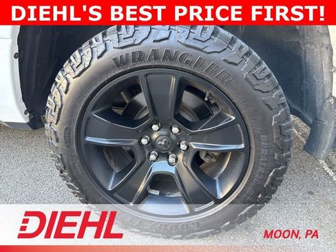 Used 2022 RAM 1500 Big Horn AWD/4WD image 7