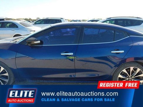 Used 2017 Nissan Maxima SR w/ Interior Lighting Package image 28
