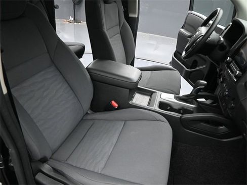 Used 2024 Nissan Frontier S image 28