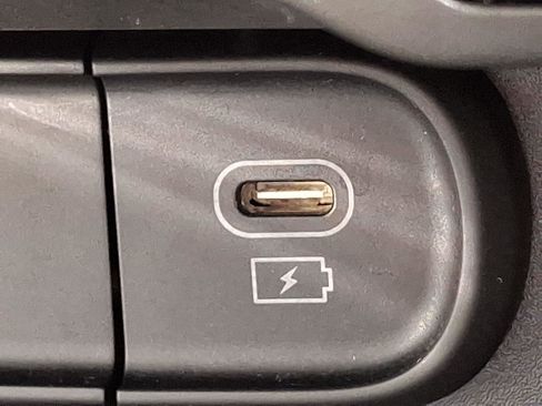 Used 2023 Kia Soul S image 24