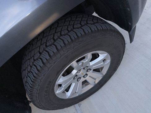 Used 2017 Chevrolet Colorado LT image 3