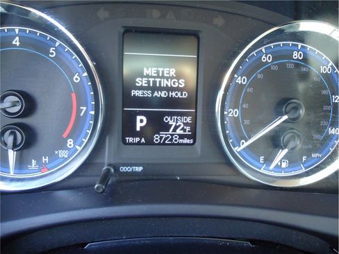Used 2019 Toyota Corolla LE FWD image 22