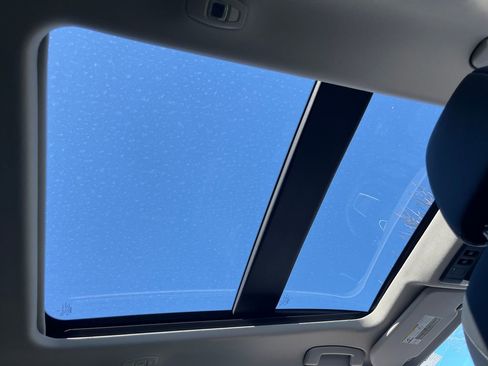 New 2026 Nissan Rogue SV AWD/4WD image 18