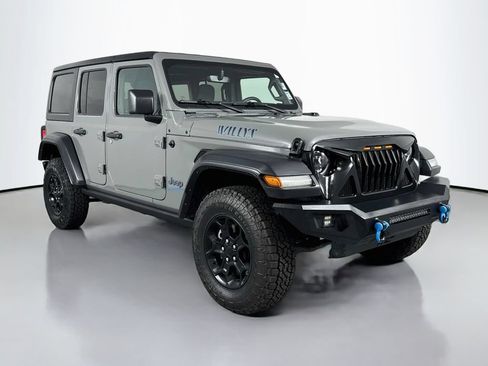 Used 2023 Jeep Wrangler Unlimited w/ 8.4" Radio Group AWD/4WD image 4