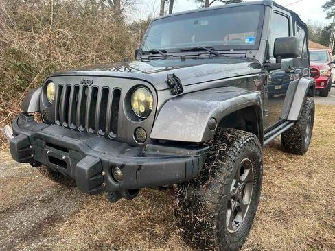 Used 2017 Jeep Wrangler Unlimited Rubicon image 24