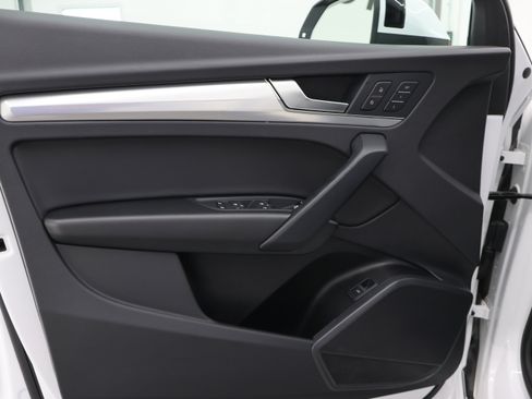 Used 2025 Audi Q5 2.0T Premium image 39